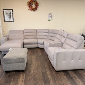 Dual Recliner/Chase Sectional