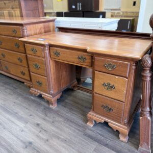 King Mahogany Vanity