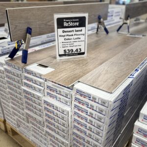 Desert Sand Vinyl Plank Flooring – Color Latte (New)