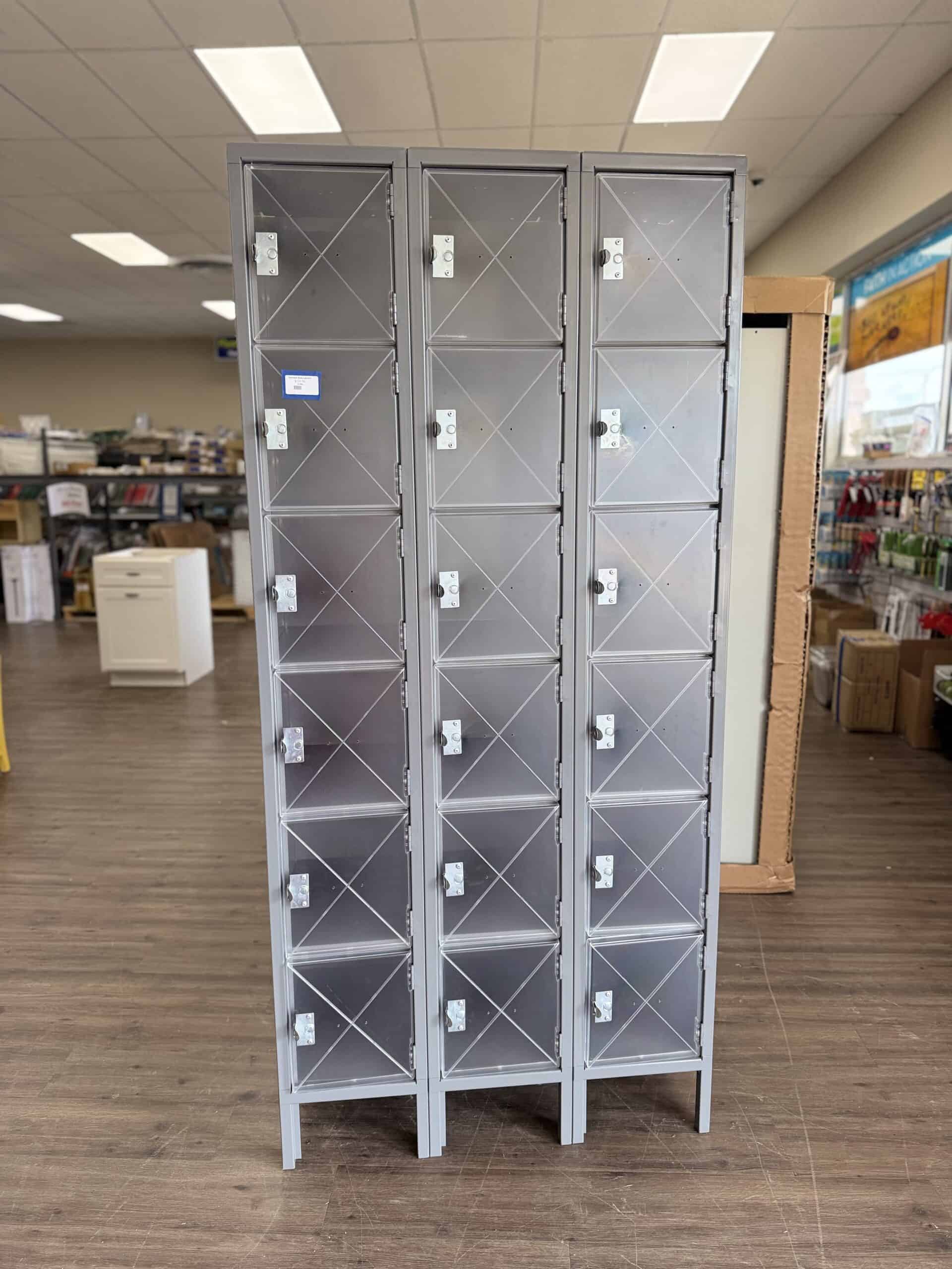 Tennsco Storage Locker Unit