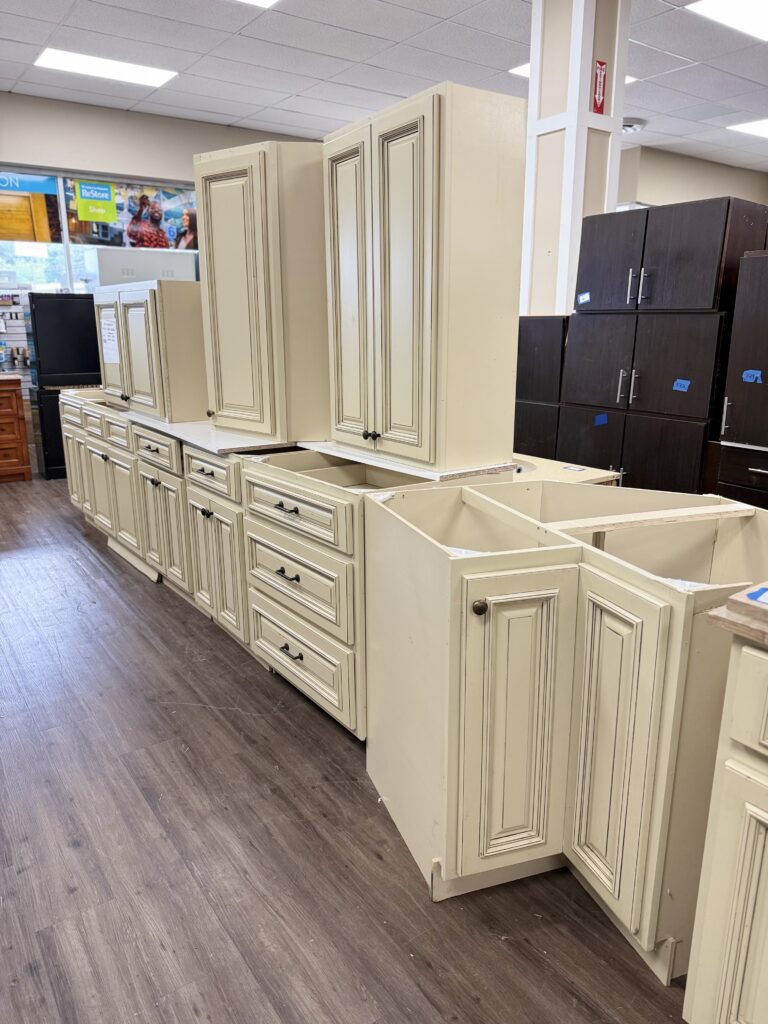 23-Piece Kitchen Cabinet Set
