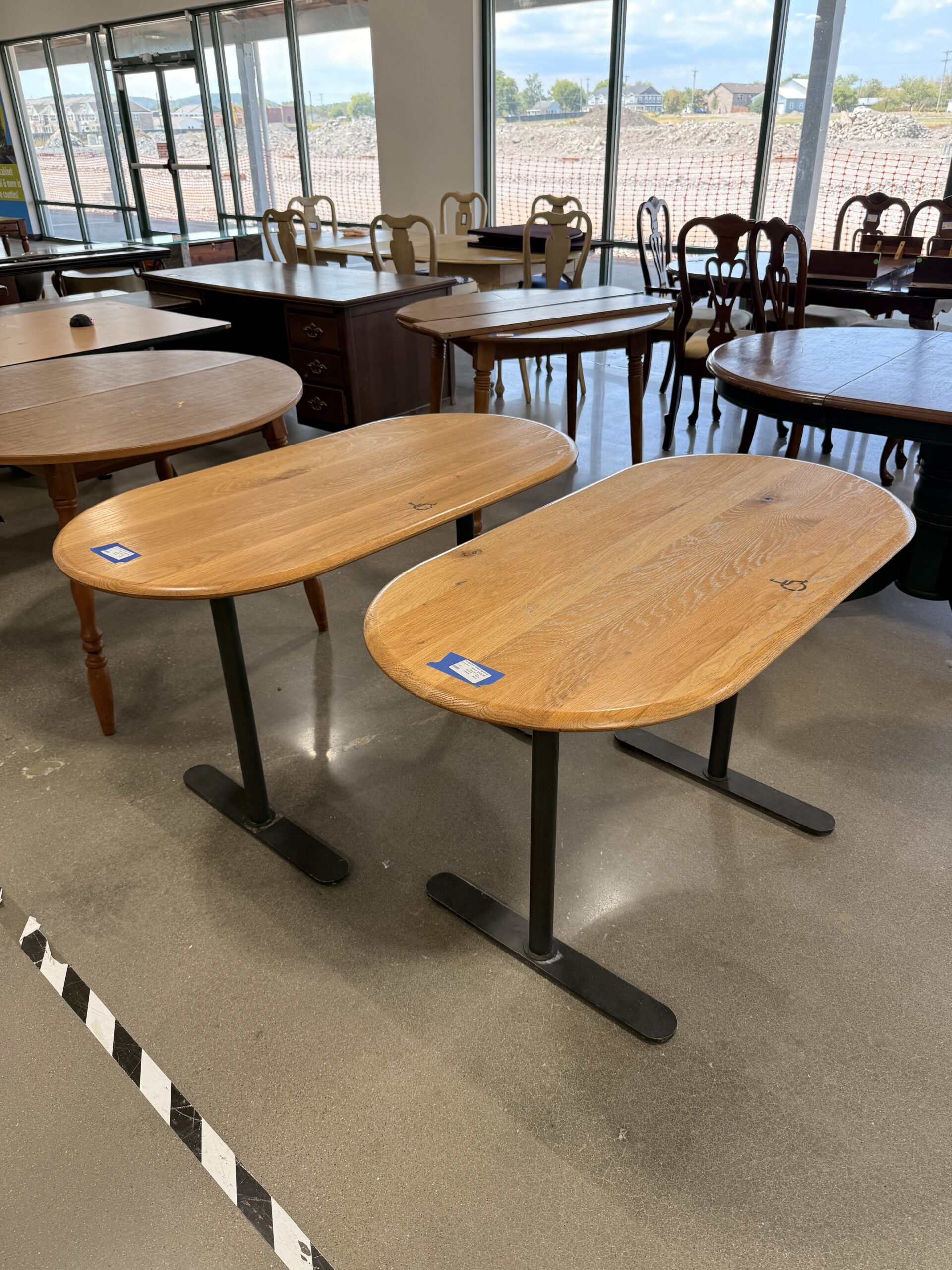 Oval Conference Tables