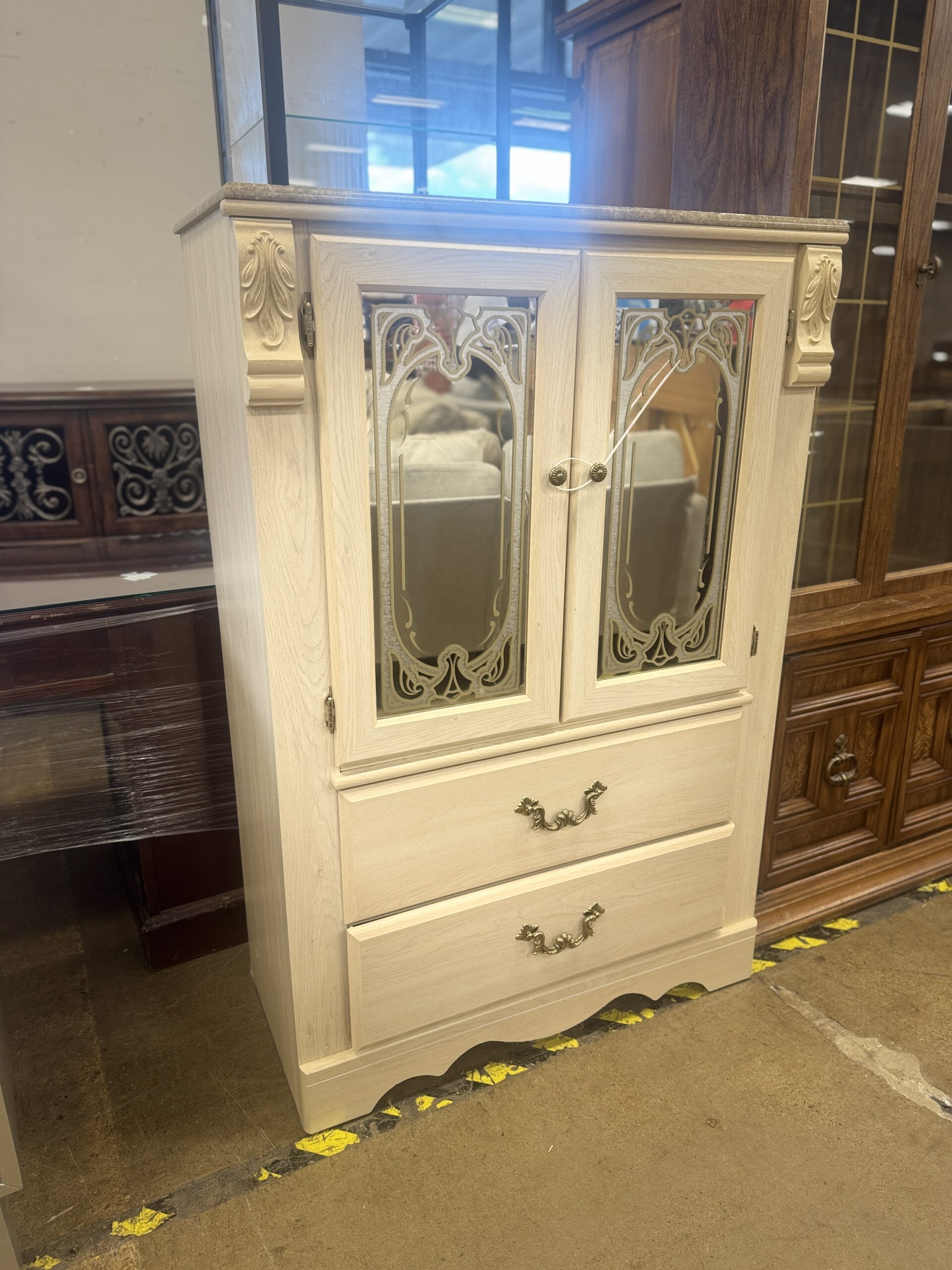 Elegant Mirrored Accent Cabinet / Storage Chest