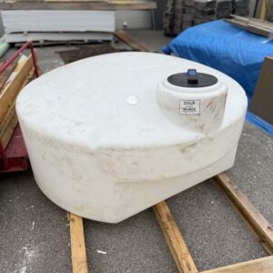 Pickup Truck Bed Water Tank (325 Gallon)