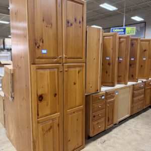 24-Piece Knotty Pine Kitchen Cabinet Set